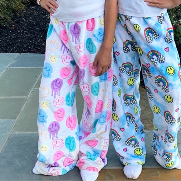 Dear Hannah Prep Girls Pajama Pants/ Shorts Preppy Soft Lot of 2 Smiley Faces - Picture 1 of 10